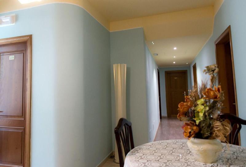 Hotel Villa Aurora Latina Eksteriør billede