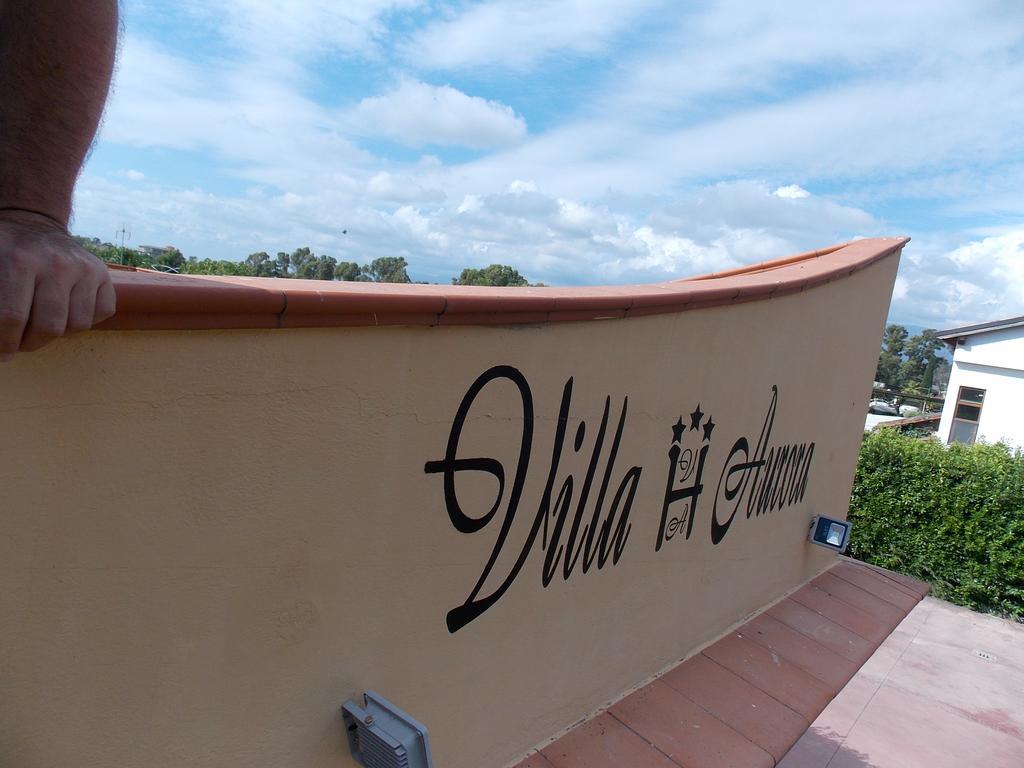 Hotel Villa Aurora Latina Eksteriør billede