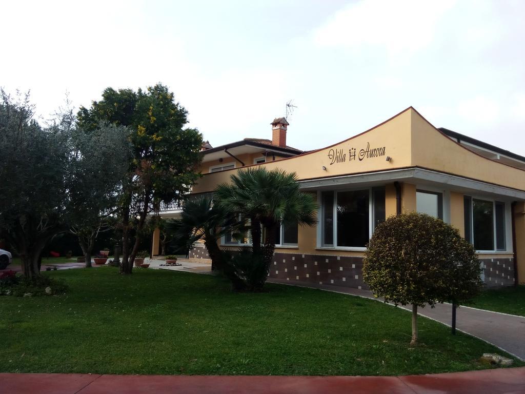 Hotel Villa Aurora Latina Eksteriør billede