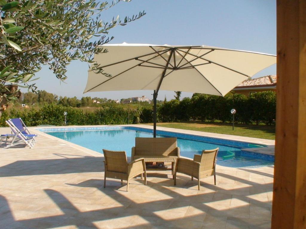 Hotel Villa Aurora Latina Eksteriør billede