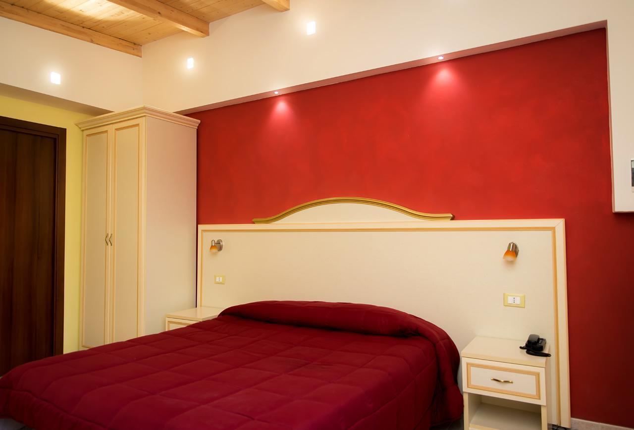 Hotel Villa Aurora Latina Eksteriør billede
